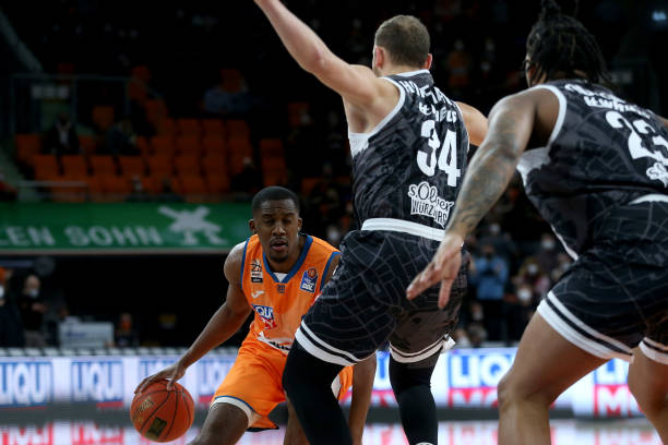 在进攻中如 在进攻中如