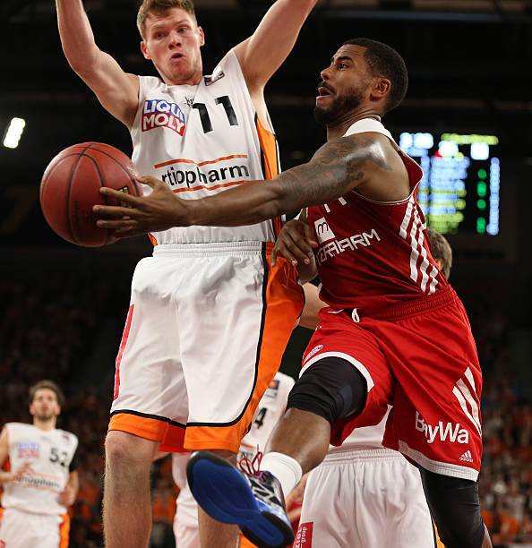 而增加了比 而增加了比