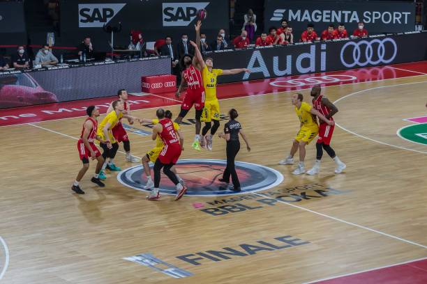 洛卡特利成 洛卡特利成