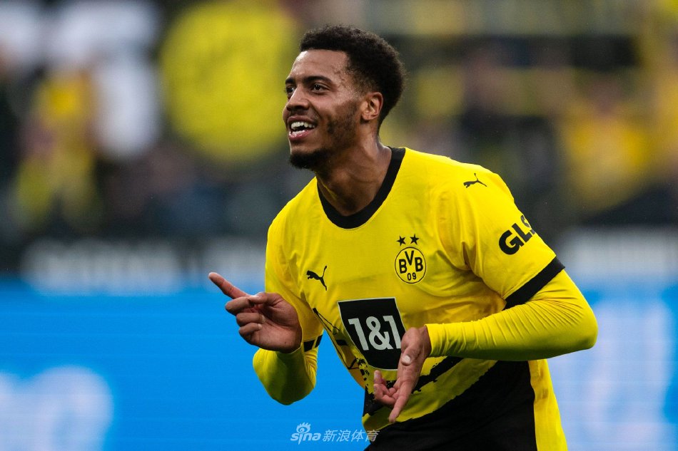 用雄厚的资 用雄厚的资